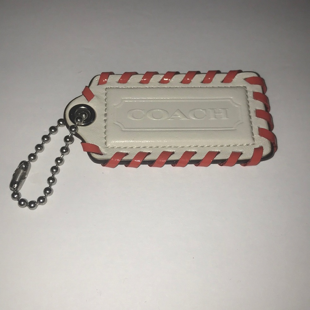 🍀 Coach 🍀 Leather Bag Charm Hang Tag Chain White 100% Authentic 🍀 D22
